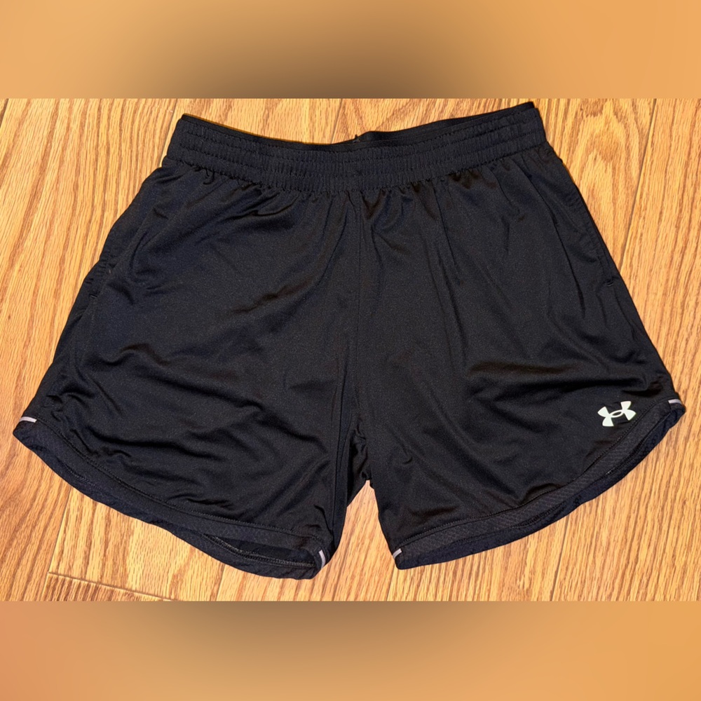 Under Armour Loose Fit Running Shorts (Women’s Medium)